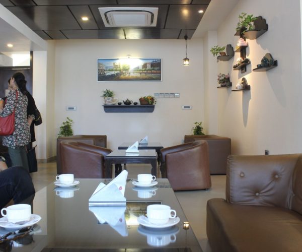 Hotels in Allahabad for Cafe Beyond Hotels In Allahabad Hotels In